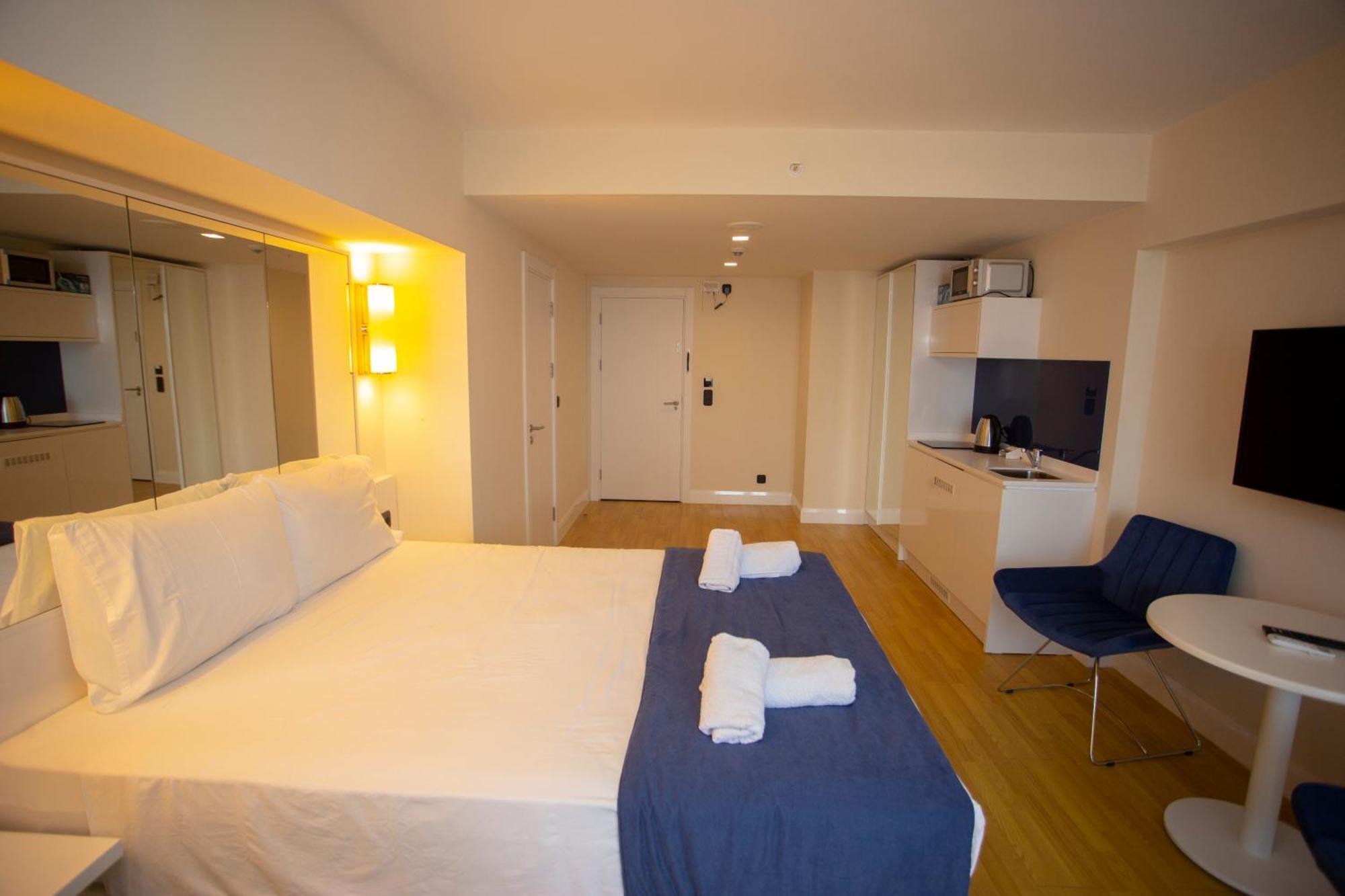 Luxsor & Gorgeous Sea Vlews Apartman Batumi Kültér fotó