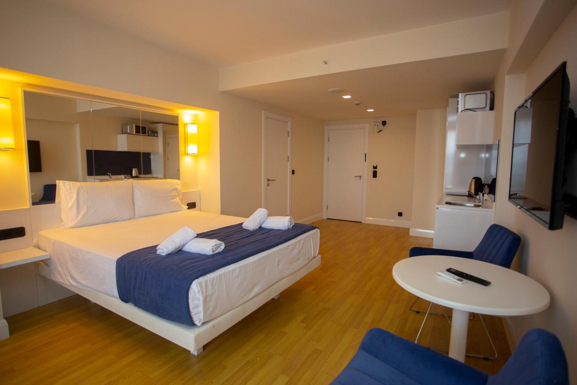 Luxsor & Gorgeous Sea Vlews Apartman Batumi Kültér fotó